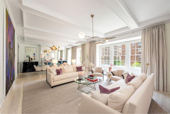 Chandelier, Dining room, Interior, Living room, Pendant Lights