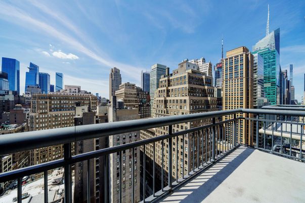 Exterior, Other, Skyline