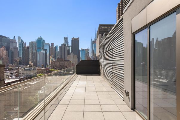 Exterior, Other, Skyline
