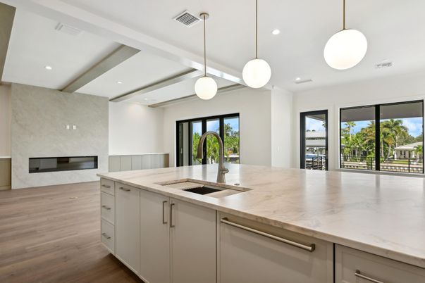 Fireplace, Interior, Kitchen, Pendant Lights, Recessed Lighting, Wood Texture Flooring