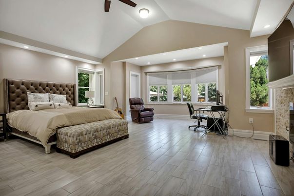 Bedroom, Fireplace, Interior, Recessed Lighting, Wood Texture Flooring