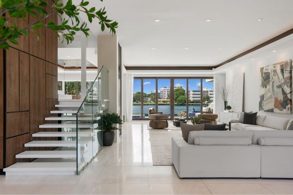 Interior, Living room, Recessed Lighting, Water