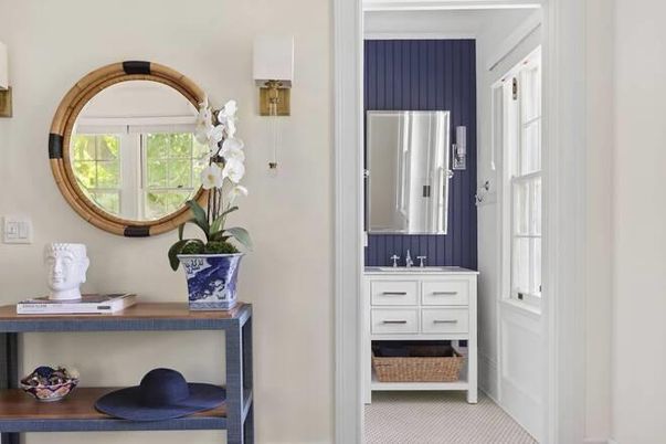 Interior, Stainless Steel Appliances