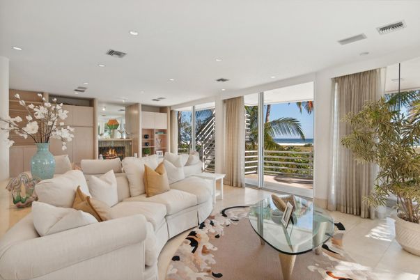 Fireplace, Interior, Living room, Recessed Lighting