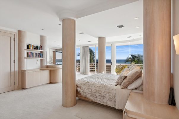 Bedroom, Interior, Recessed Lighting, Water