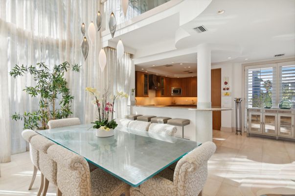 Dining room, Interior, Kitchen, Recessed Lighting
