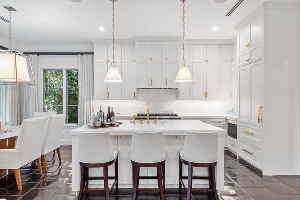 Dining room, Interior, Kitchen, Pendant Lights, Recessed Lighting, Stainless Steel Appliances