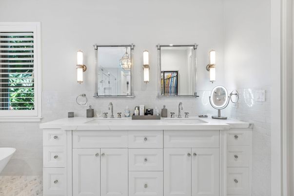 Bathroom, Dual Sink Vanities, Interior