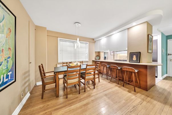Dining room, Interior, Pendant Lights, Recessed Lighting, Wood Texture Flooring
