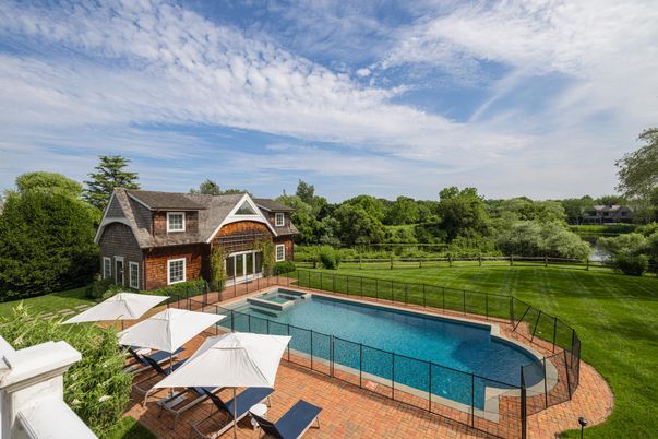 Backyard, Exterior, Pool