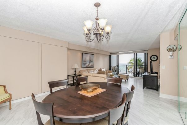 Chandelier, Dining room, Interior, Living room, Marble