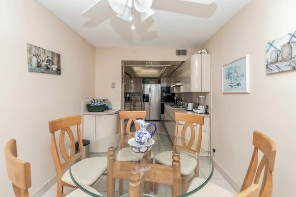 Dining room, Interior, Kitchen, Stainless Steel Appliances