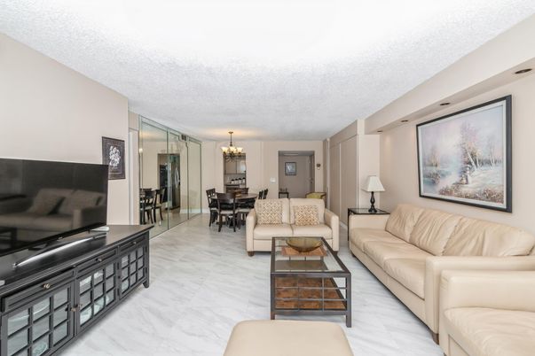 Chandelier, Dining room, Interior, Living room, Marble