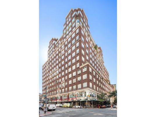 Exterior, Facade, Highrise