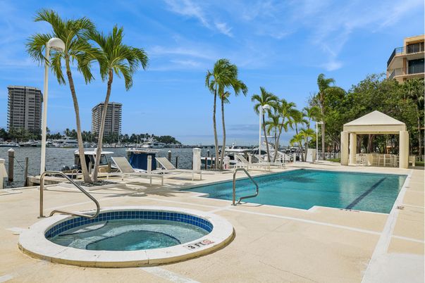 Exterior, Pool, Water