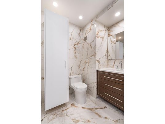 Bathroom, Interior, Marble, Marble Walls, Recessed Lighting