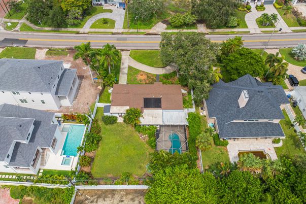 Exterior, Drone