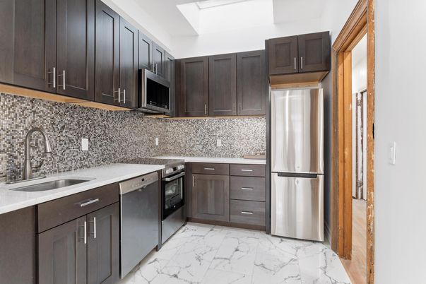 Interior, Kitchen, Marble, Stainless Steel Appliances