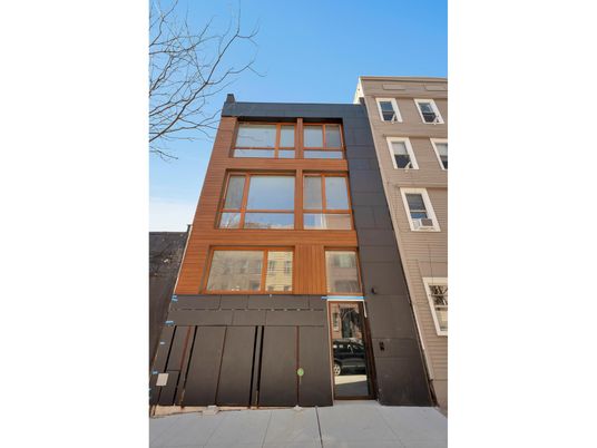 Exterior, Facade, A Frame