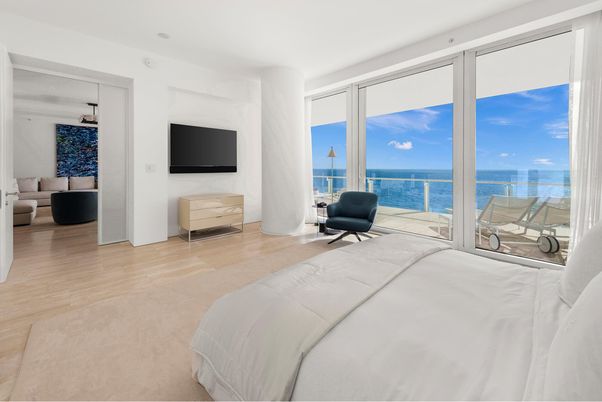Bedroom, Interior, Water, Wood Texture Flooring