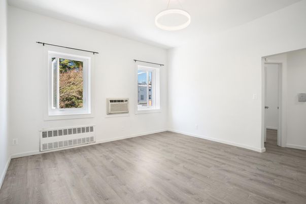 Empty room, Interior, Pendant Lights, Wood Texture Flooring
