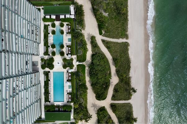 Exterior, Drone