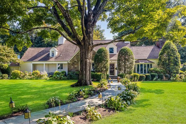 Backyard, Exterior, Facade, French Provincial