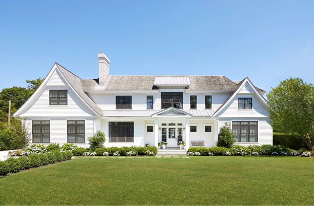Exterior, Facade, Farmhouse