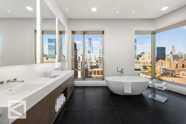 Bathroom, Dual Sink Vanities, Free Standing Baths, Interior, Recessed Lighting