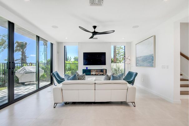 Fireplace, Interior, Living room, Recessed Lighting