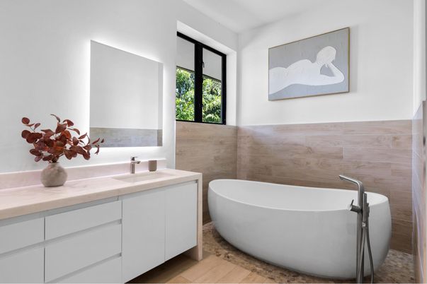 Bathroom, Free Standing Baths, Interior, Wood Texture Flooring