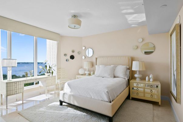 Bedroom, Interior, Water