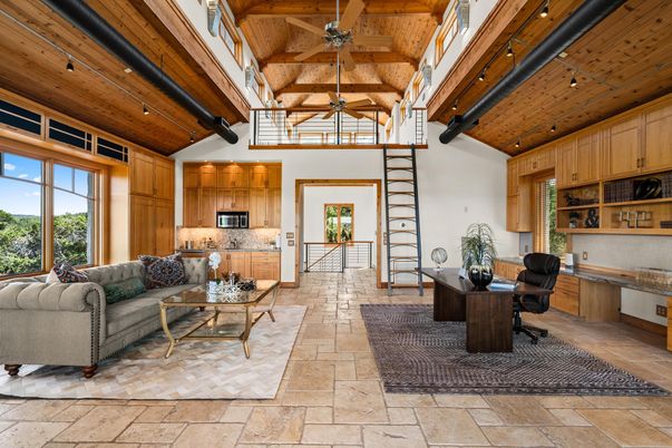 Interior, Kitchen, Living room, Recessed Lighting, Wooden Beams, Wooden Ceilings