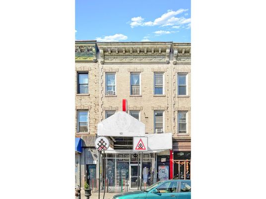 Exterior, Facade, Chicago School