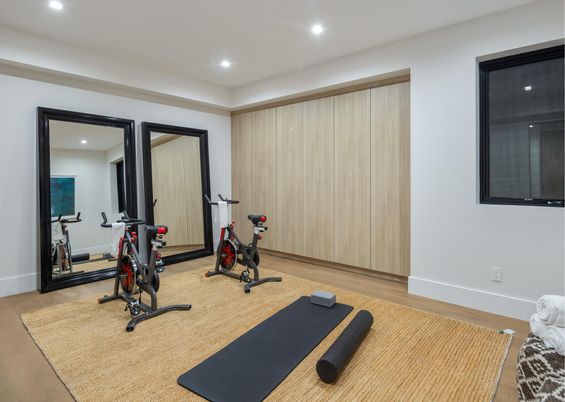 Fitness Equipment, Interior, Recessed Lighting, Wood Texture Flooring