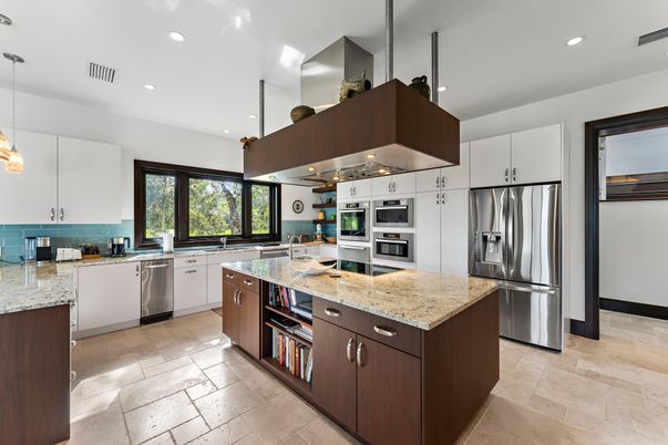 Interior, Kitchen, Pendant Lights, Recessed Lighting, Stainless Steel Appliances