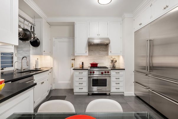 Interior, Kitchen, Stainless Steel Appliances