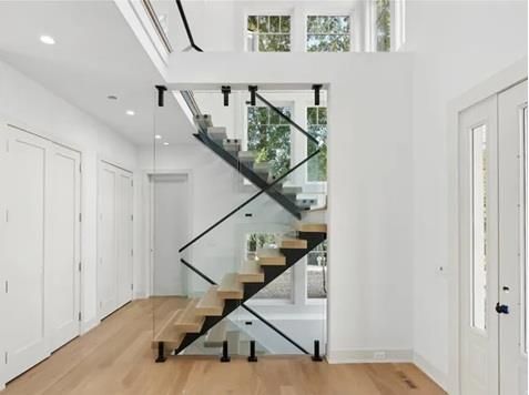 Interior, Recessed Lighting, Wood Texture Flooring