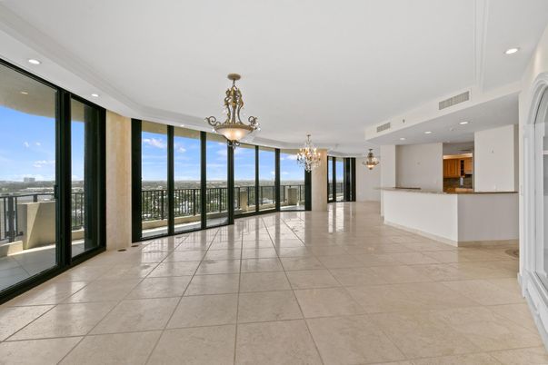 Chandelier, Interior, Recessed Lighting