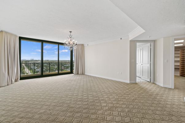 Chandelier, Empty room, Interior