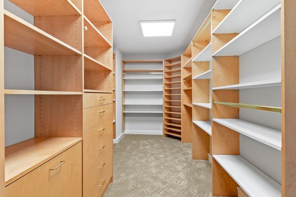 Interior, Walk-in Closets