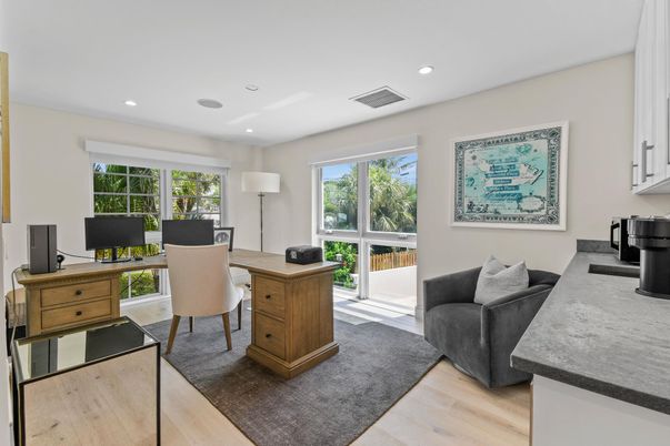 Home Office, Interior, Recessed Lighting, Wood Texture Flooring