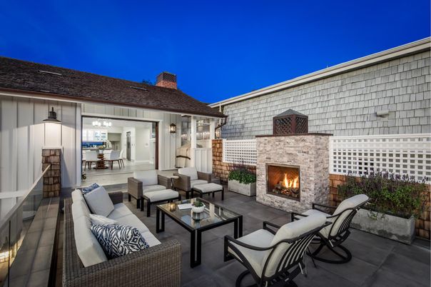 Exterior, Fireplace