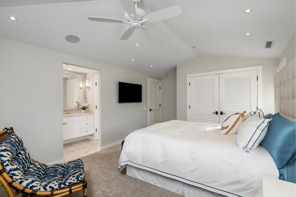 Bedroom, Interior, Recessed Lighting
