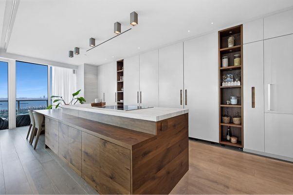 Interior, Kitchen, Recessed Lighting, Water, Wood Texture Flooring