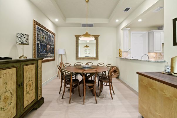 Dining room, Interior, Pendant Lights, Recessed Lighting