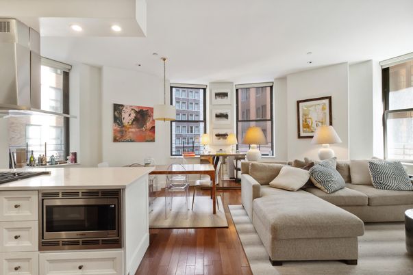 Dining room, Interior, Kitchen, Living room, Pendant Lights, Recessed Lighting, Stainless Steel Appliances, Wood Texture Flooring