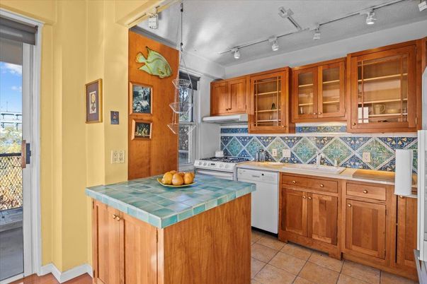 Interior, Kitchen, Tile Countertops