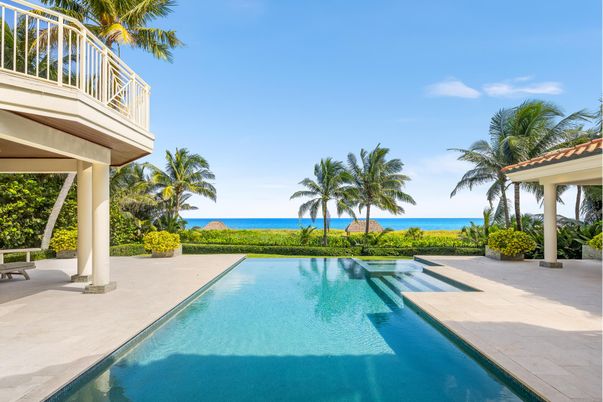 Exterior, Pool, Water