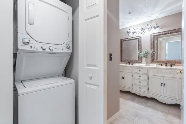 Bathroom, Interior, Utility Closets, Washer